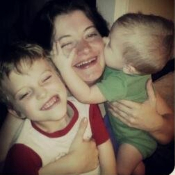 Meet your Posher, H S - Picture 3 of 3